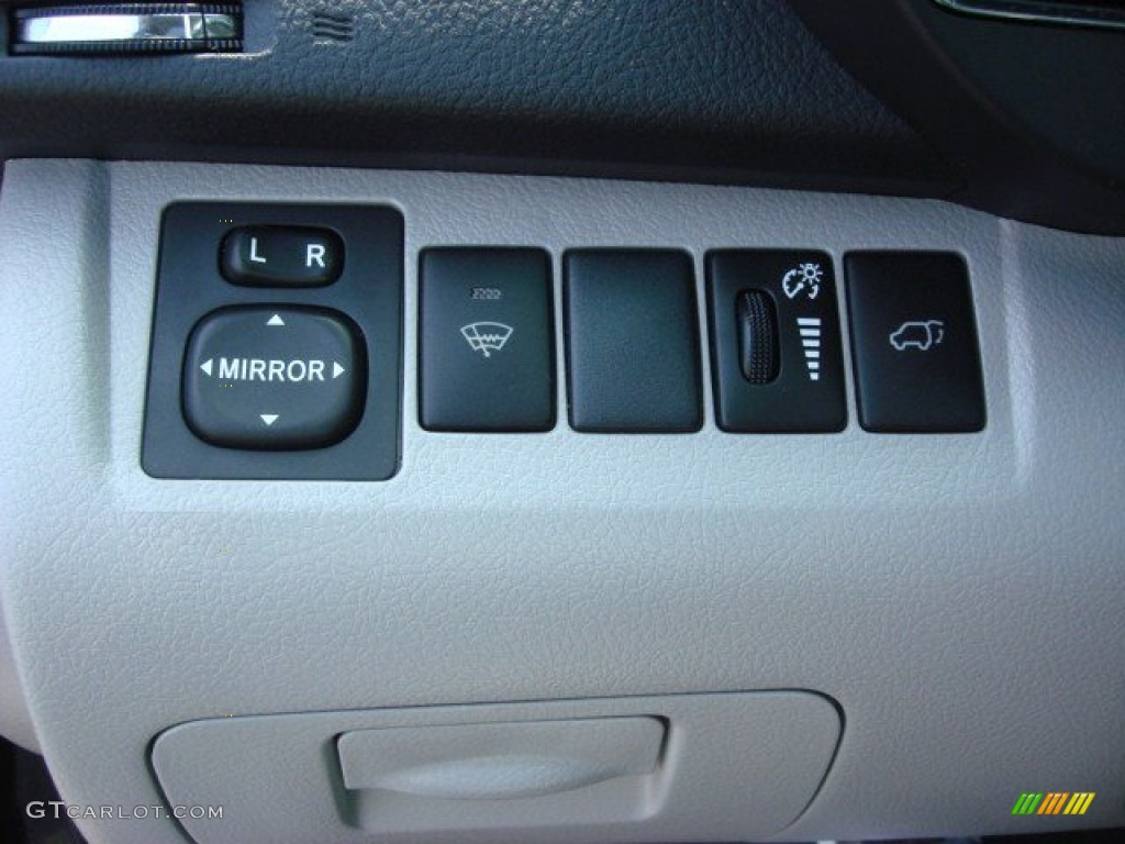2008 Highlander Hybrid Limited 4WD - Black / Ash Gray photo #27