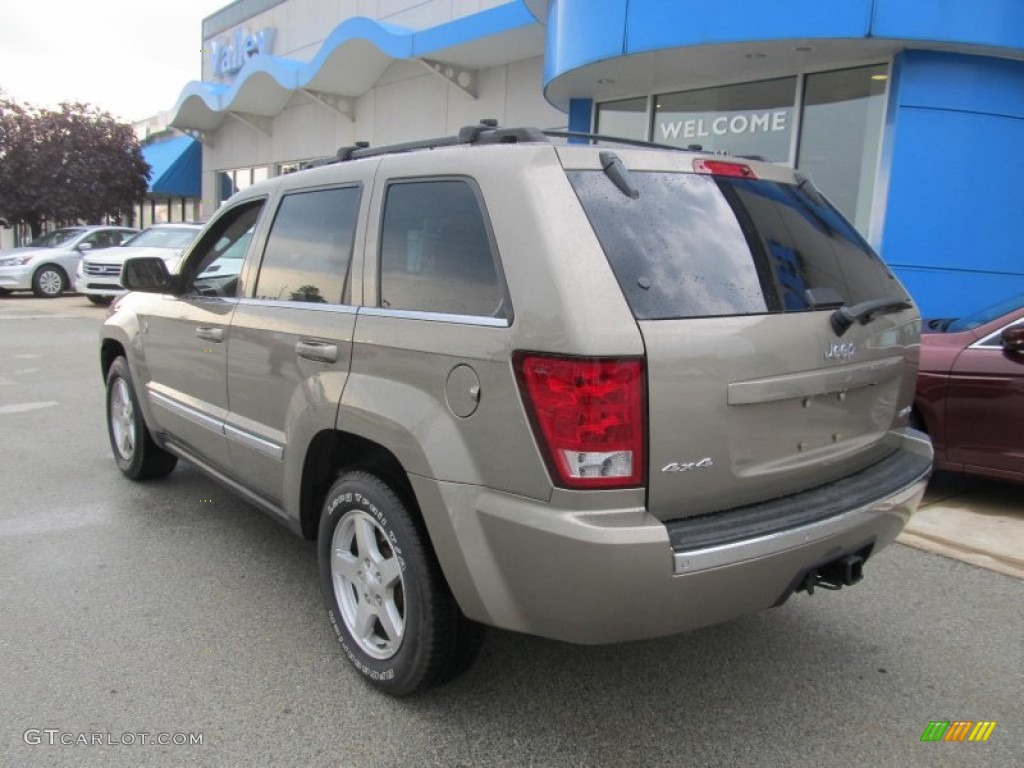 2005 Grand Cherokee Limited 4x4 - Light Khaki Metallic / Dark Khaki/Light Graystone photo #3