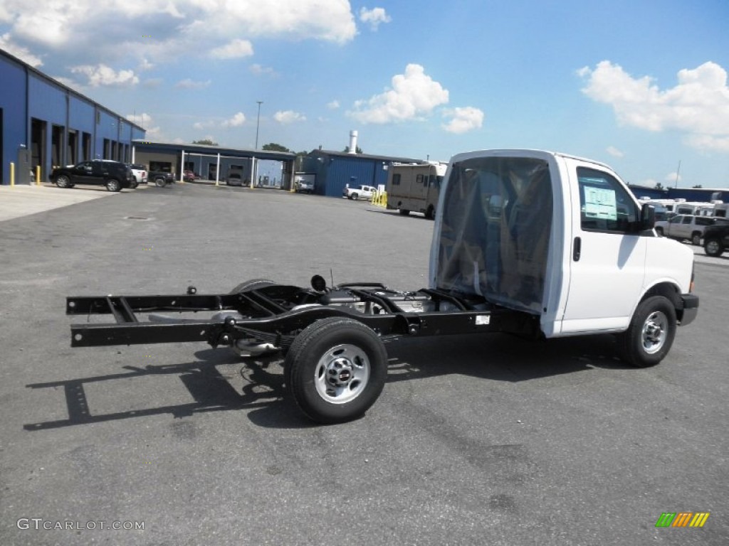 Summit White 2013 GMC Savana Cutaway 3500 Chassis Exterior Photo #68605832