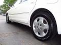 2003 Toyota Avalon XLS Wheel and Tire Photo