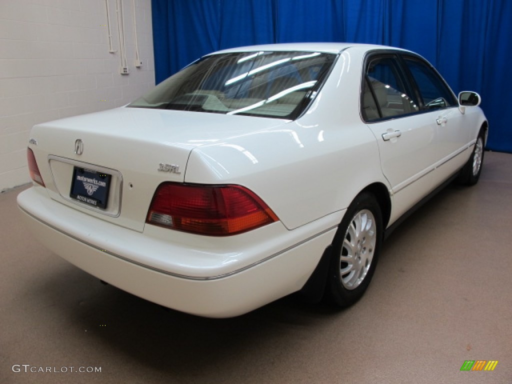 1998 RL 3.5 Sedan - Cayman White Pearl Metallic / Parchment photo #9