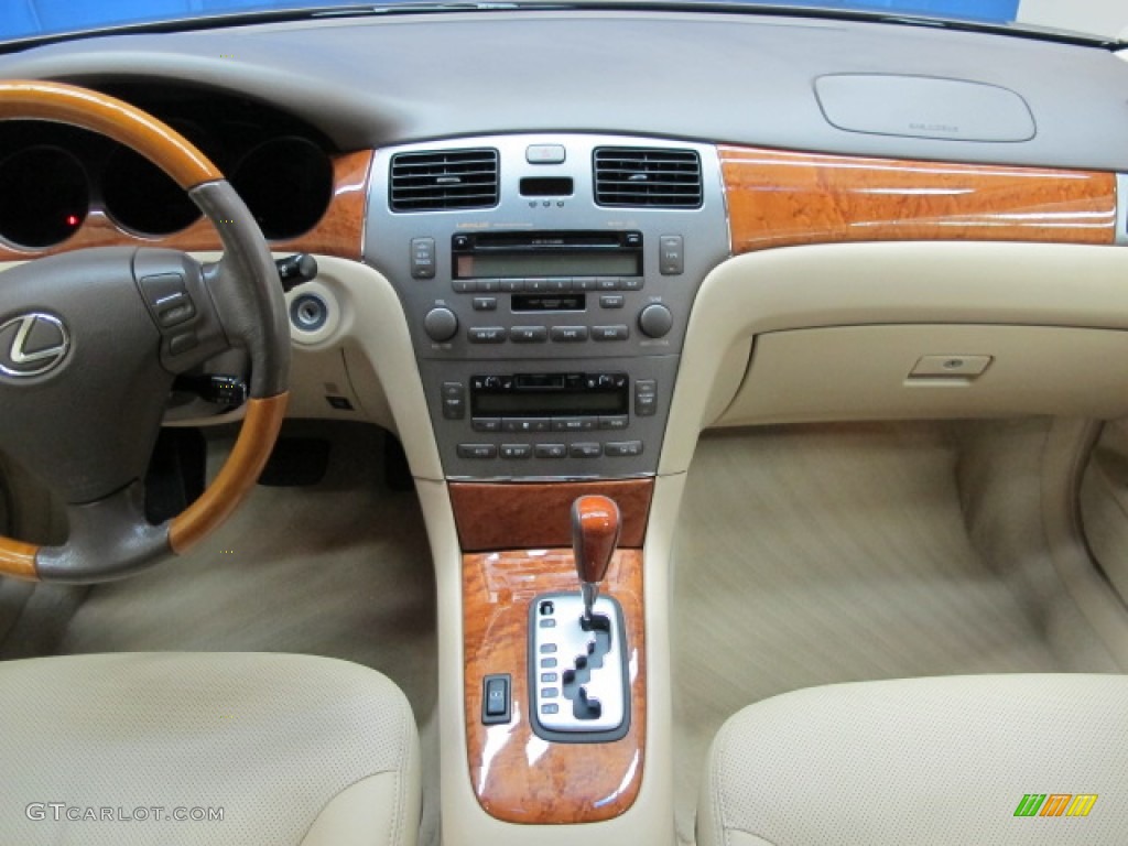 2006 Lexus ES 330 Cashmere Dashboard Photo #68612948