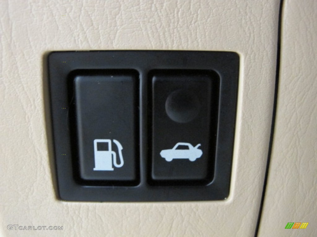 2006 Lexus ES 330 Controls Photo #68613062