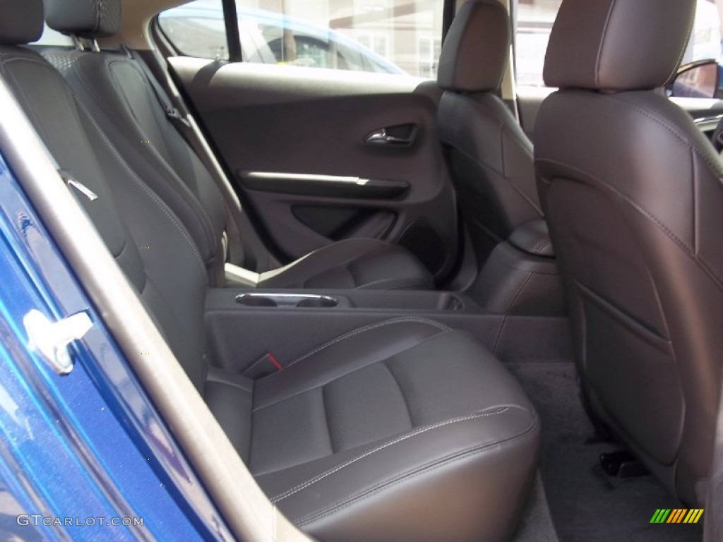 2012 Chevrolet Volt Hatchback Rear Seat Photo #68616500