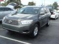 2010 Cypress Green Pearl Toyota Highlander V6 4WD  photo #14