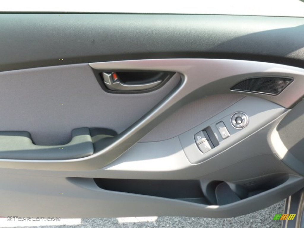 2013 Elantra Coupe GS - Titanium Gray Metallic / Gray photo #16