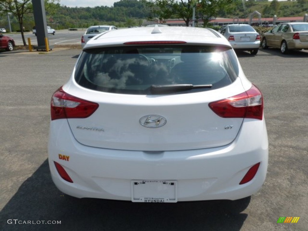 2013 Elantra GT - Monaco White / Black photo #6