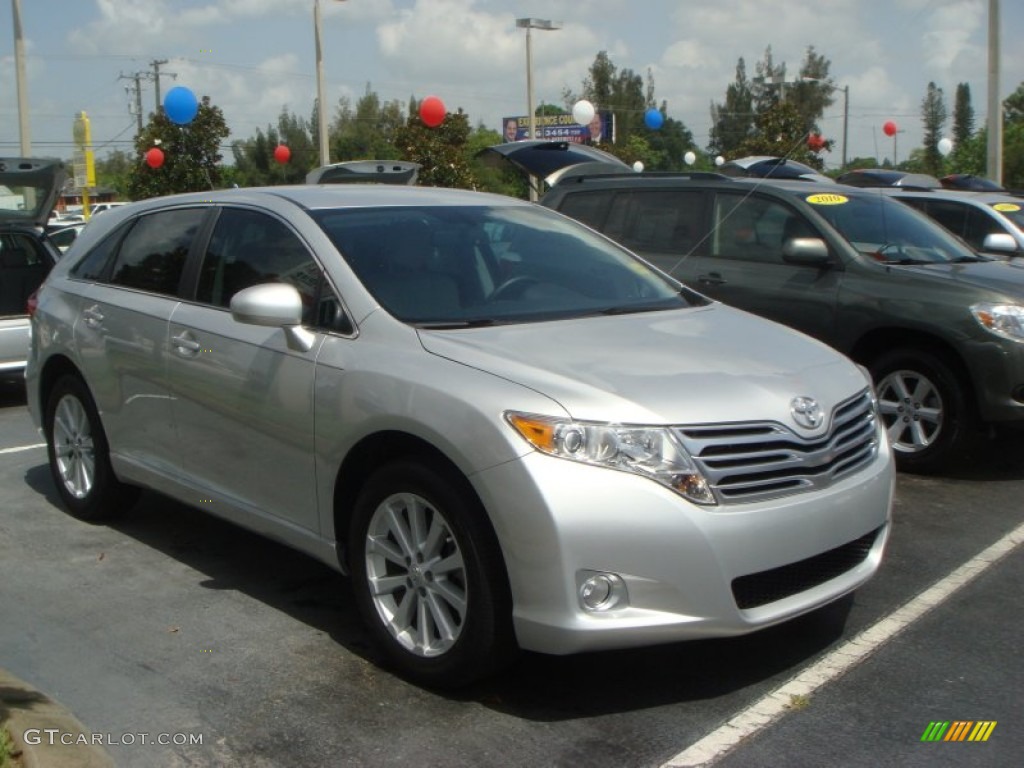Classic Silver Metallic 2011 Toyota Venza I4 Exterior Photo #68617349