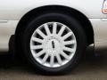 2005 Lincoln Town Car Sedan Wheel and Tire Photo
