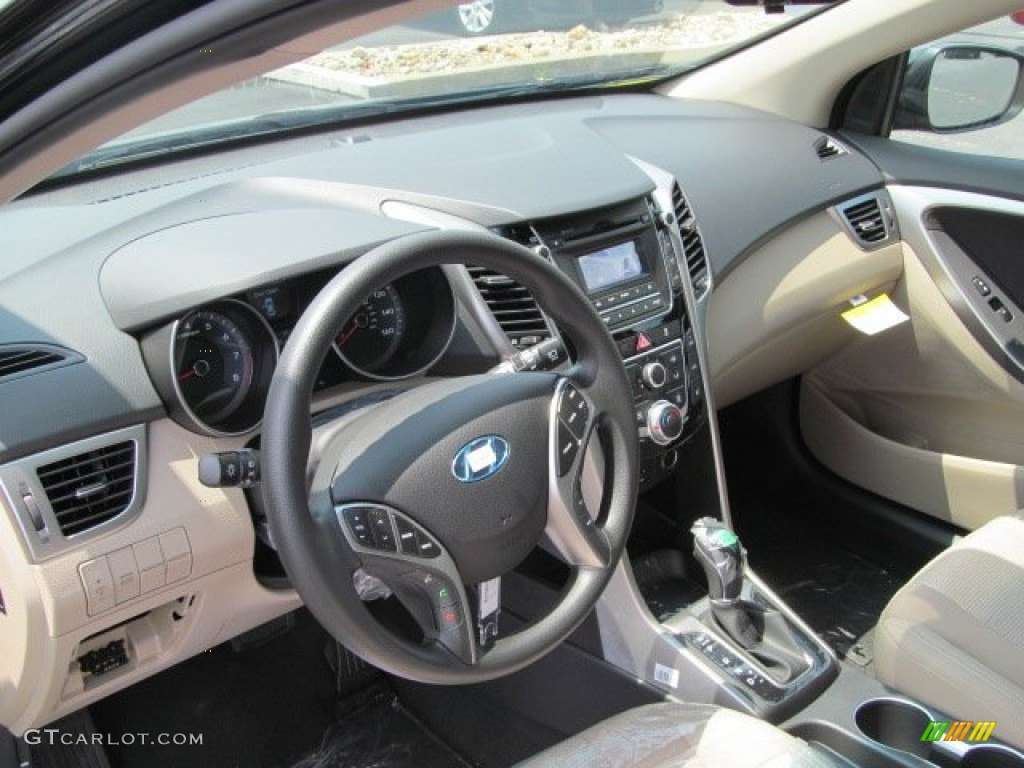 2013 Elantra GT - Black Noir Pearl / Beige photo #7