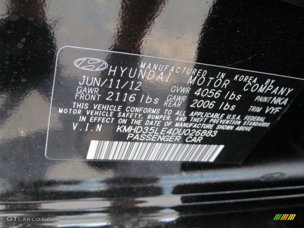 2013 Elantra GT - Black Noir Pearl / Beige photo #10