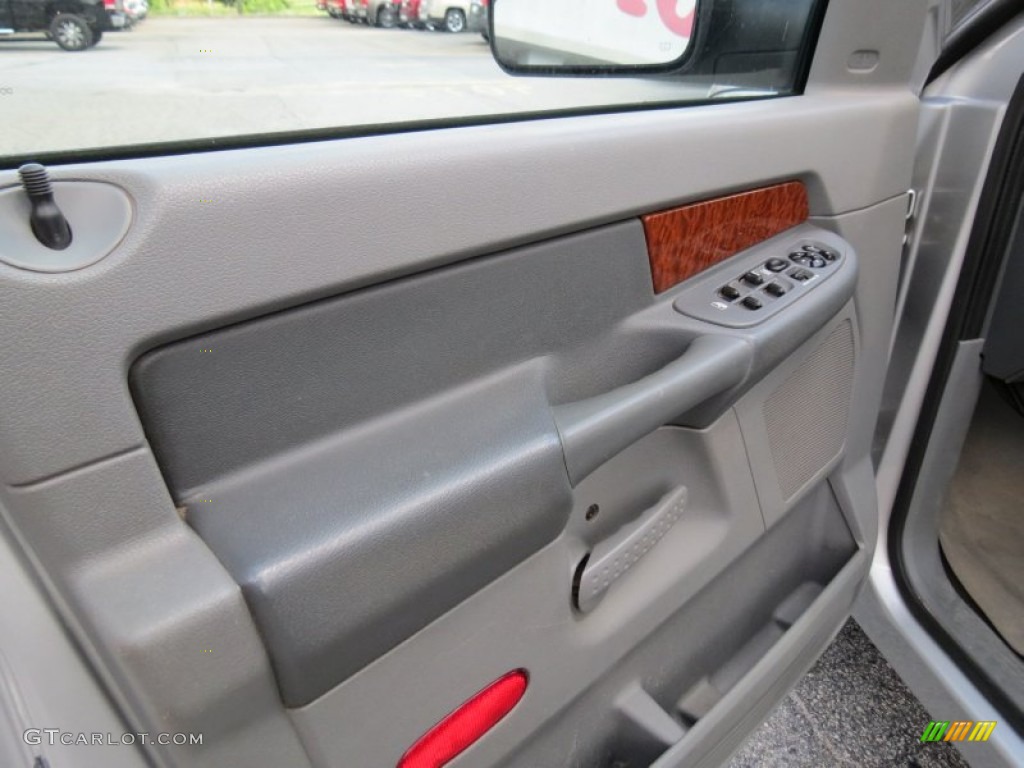 2006 Dodge Ram 3500 Big Horn Quad Cab Dually Medium Slate Gray Door Panel Photo #68618327