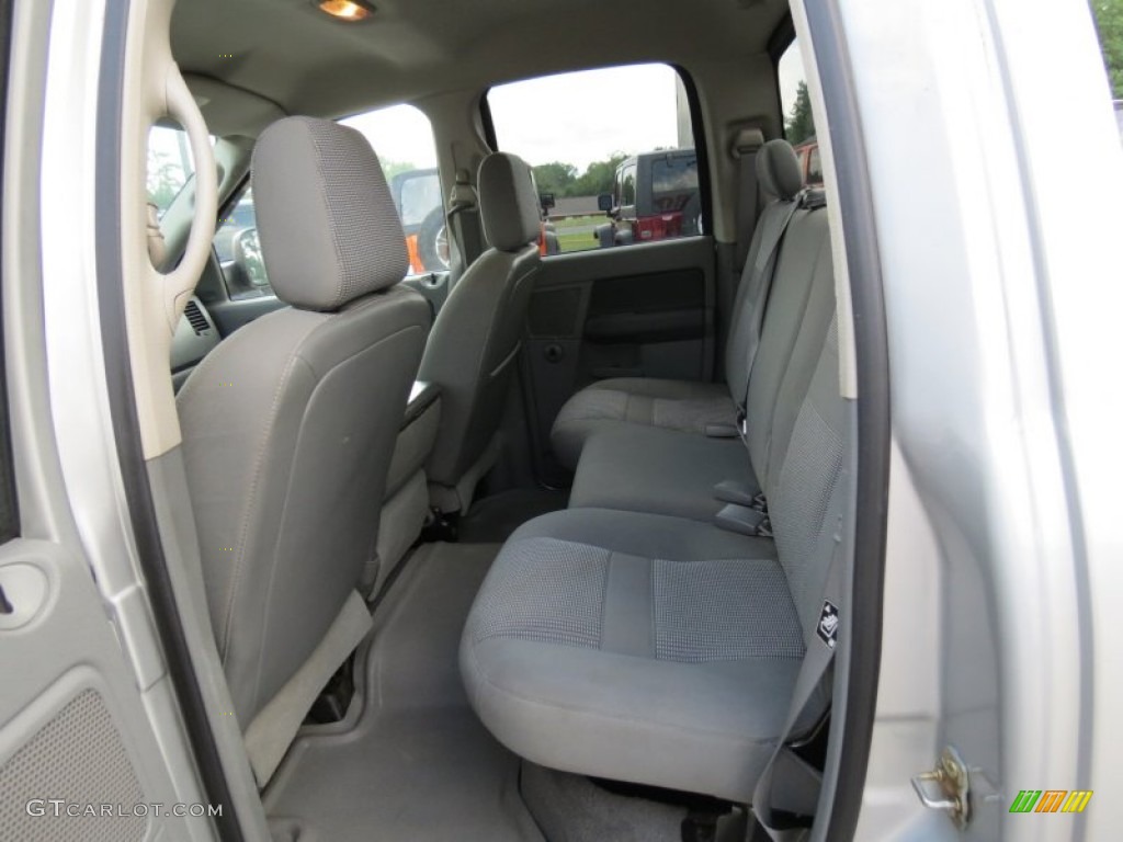 2006 Dodge Ram 3500 Big Horn Quad Cab Dually Rear Seat Photo #68618333