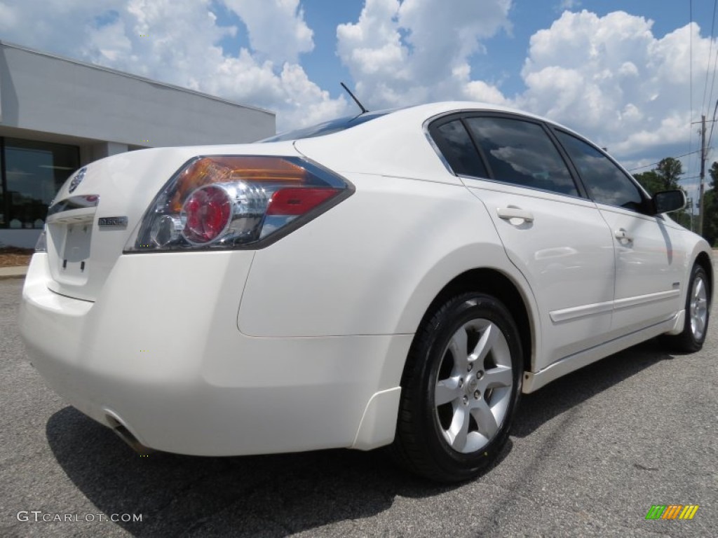 2007 Altima Hybrid - Winter Frost Pearl / Blond photo #7