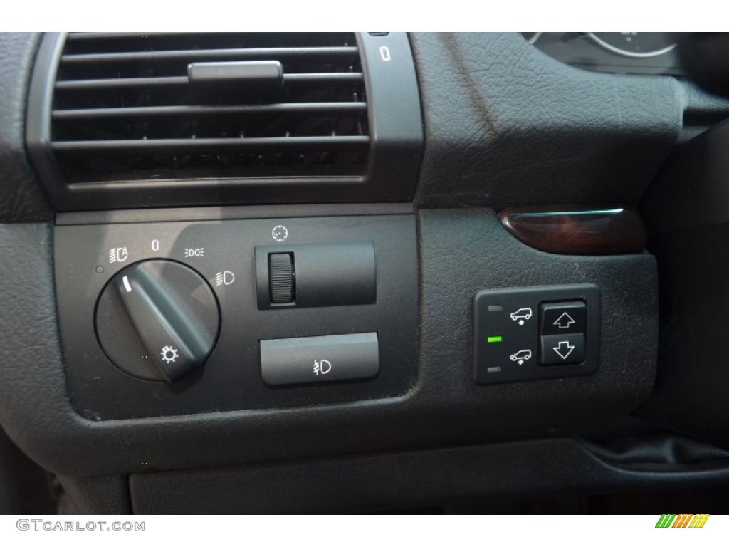 2006 BMW X5 3.0i Controls Photo #68622584