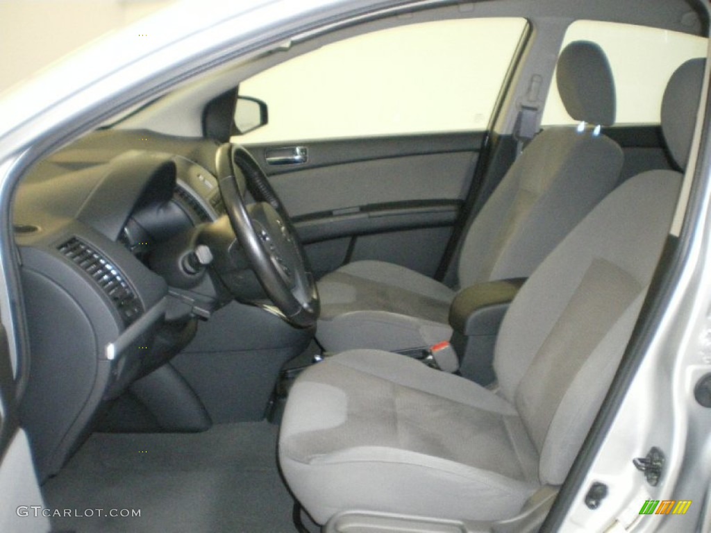 2011 Nissan Sentra 2.0 SR Front Seat Photo #68624867