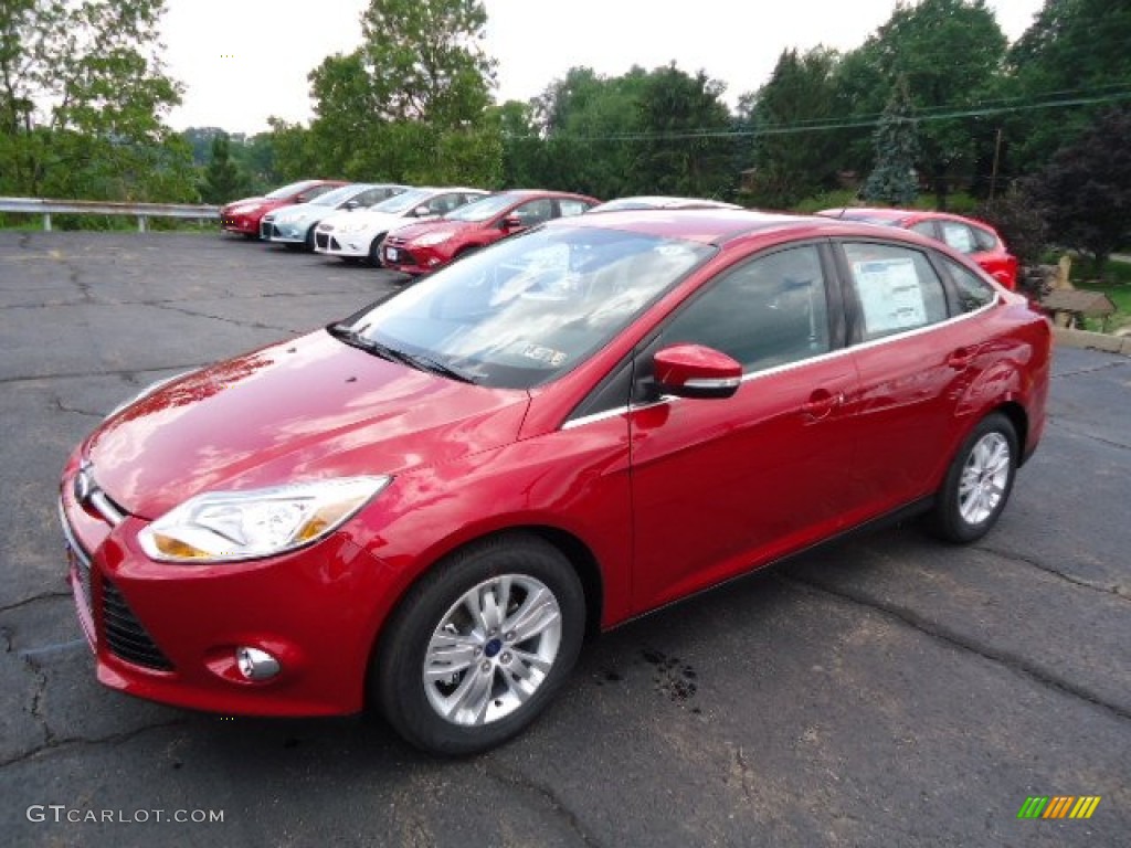 2012 Focus SEL Sedan - Red Candy Metallic / Charcoal Black photo #5