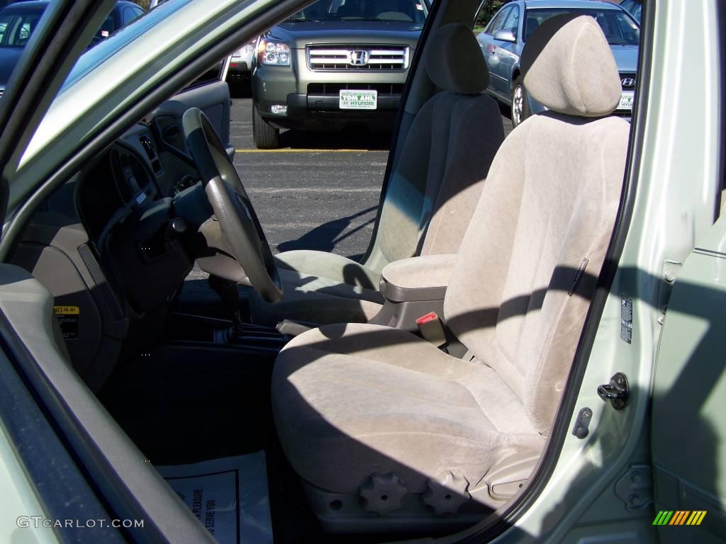 2004 Elantra GLS Sedan - Sea Shell Green / Beige photo #7