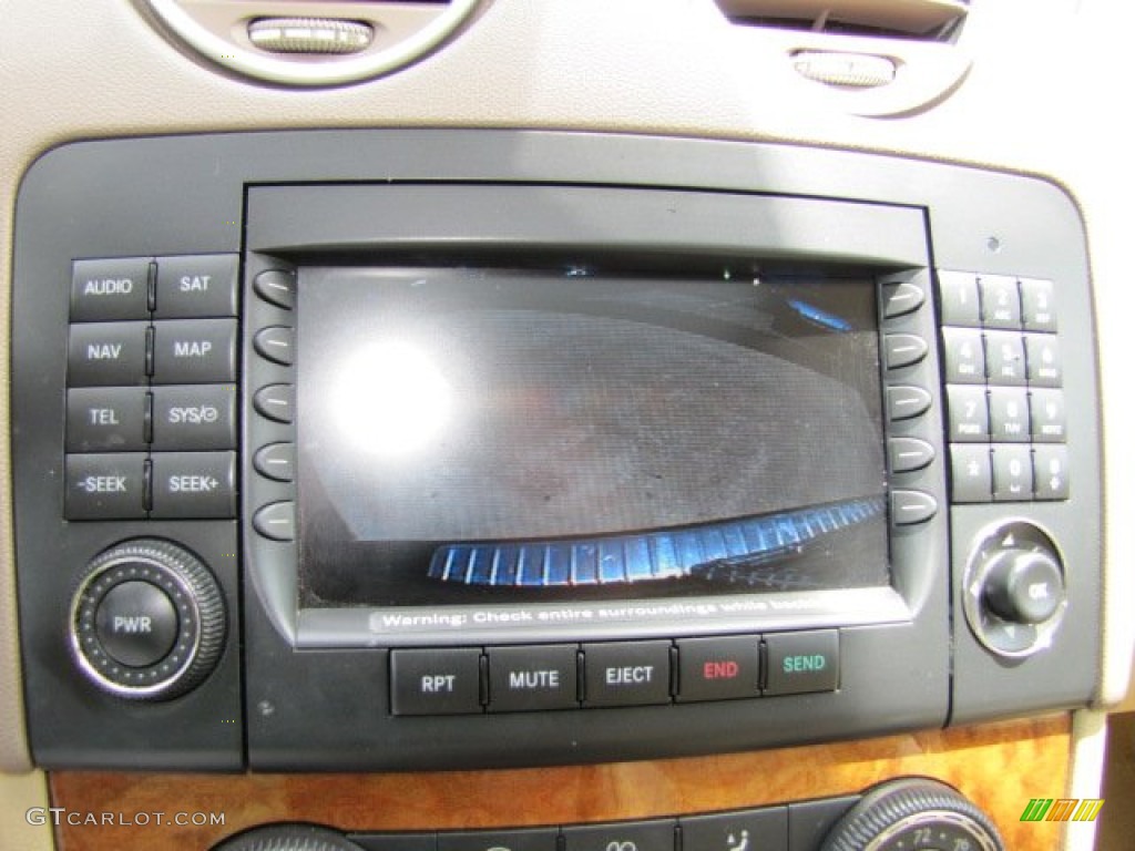 2008 Mercedes-Benz ML 350 4Matic Controls Photo #68625590