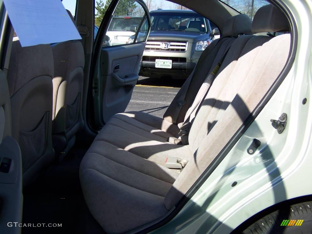 2004 Elantra GLS Sedan - Sea Shell Green / Beige photo #8