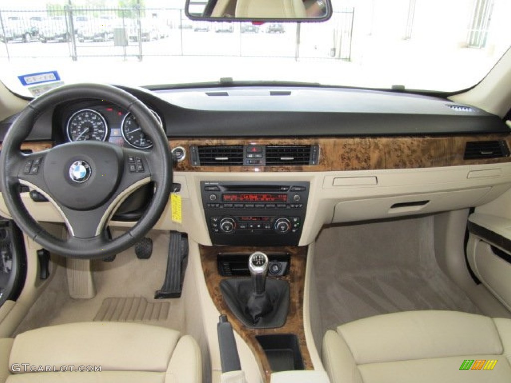 2007 BMW 3 Series 335i Coupe Cream Beige Dashboard Photo #68626016