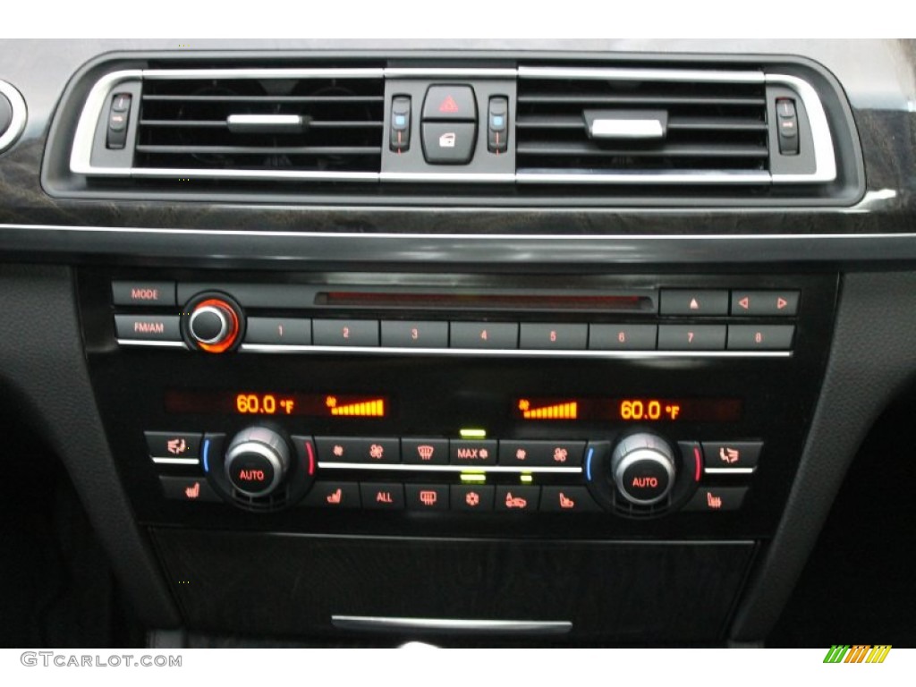 2009 BMW 7 Series 750i Sedan Controls Photo #68626105