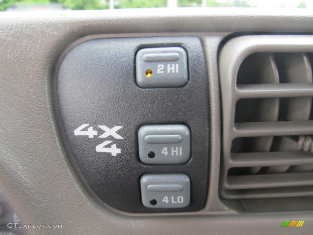 1998 GMC Jimmy SLE 4x4 Controls Photos