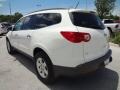 White - Traverse LT AWD Photo No. 3