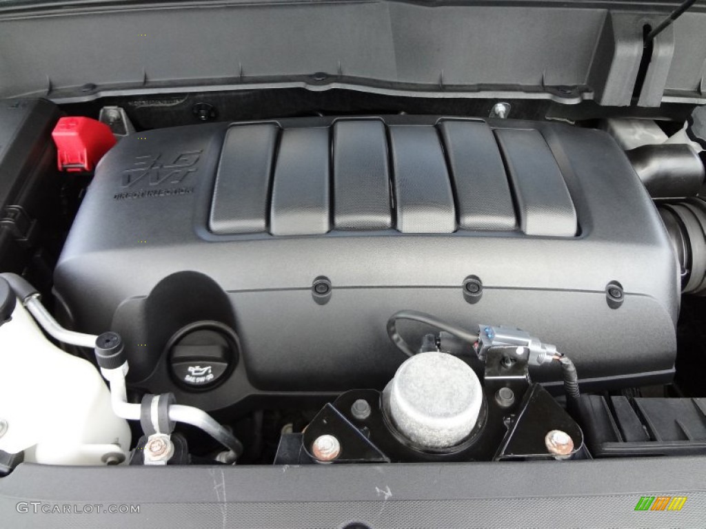 2010 Chevrolet Traverse LS Engine Photos