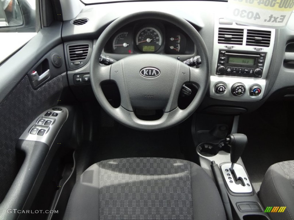 2008 Kia Sportage LX V6 4x4 Beige Dashboard Photo #68628148