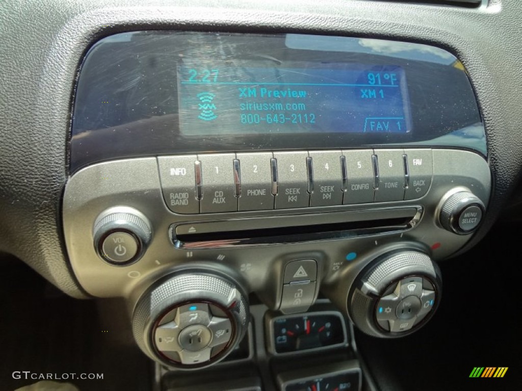 2010 Chevrolet Camaro SS/RS Coupe Controls Photo #68628598