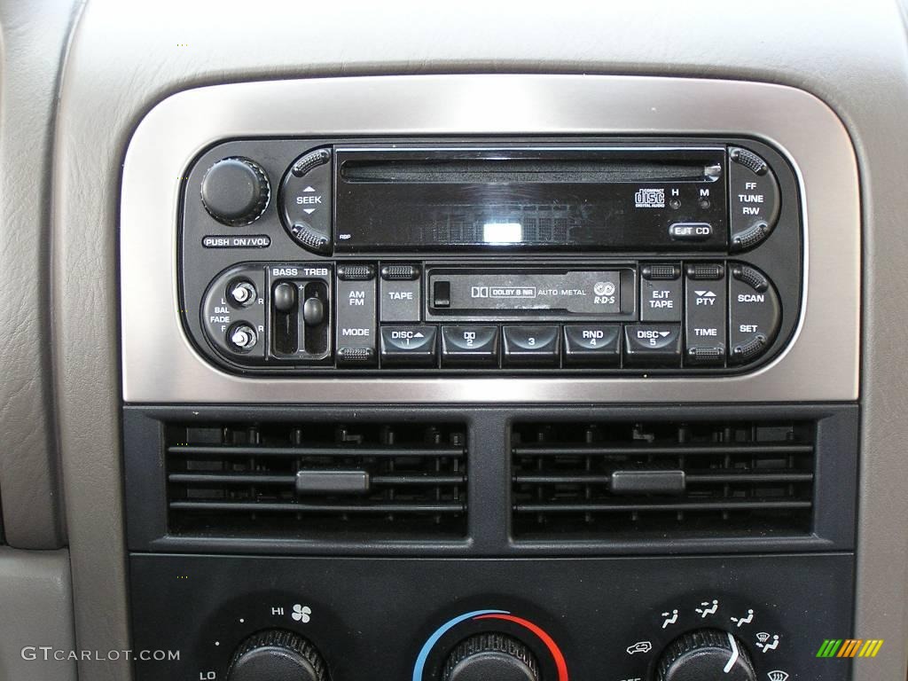 2004 Grand Cherokee Special Edition 4x4 - Onyx Green Pearl / Taupe photo #10