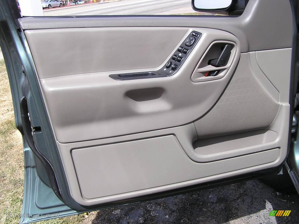 2004 Grand Cherokee Special Edition 4x4 - Onyx Green Pearl / Taupe photo #11