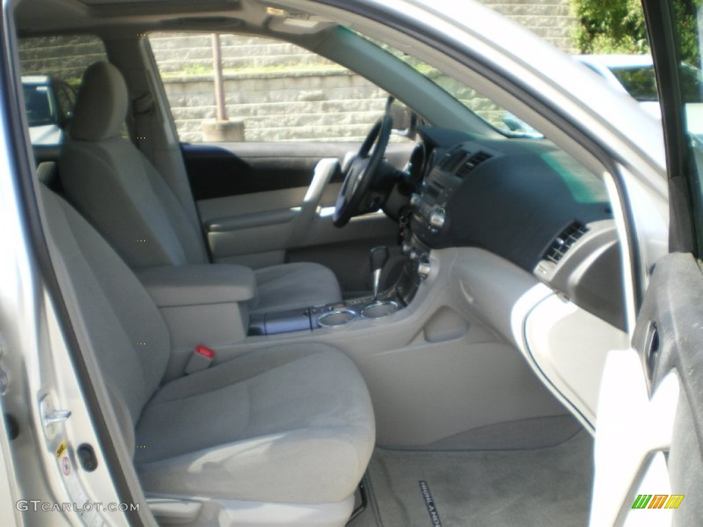 2010 Highlander V6 4WD - Classic Silver Metallic / Ash photo #21