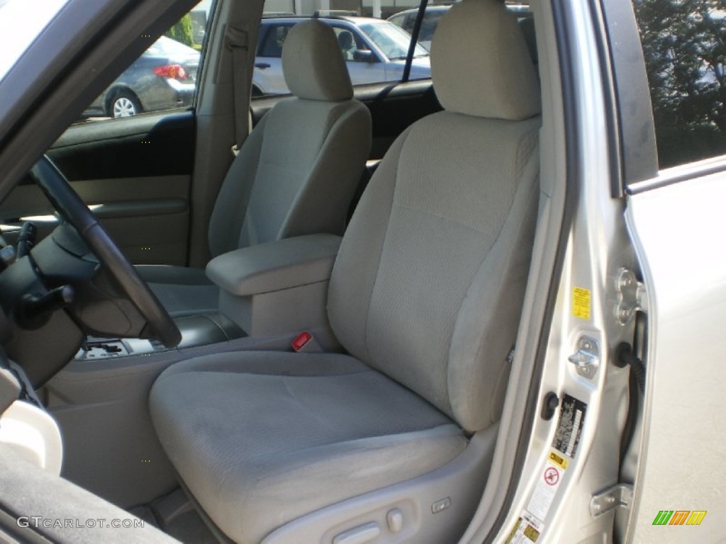 2010 Highlander V6 4WD - Classic Silver Metallic / Ash photo #28