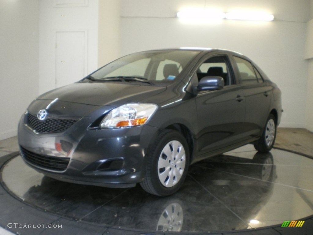 2009 Yaris Sedan - Flint Mica / Dark Charcoal photo #1