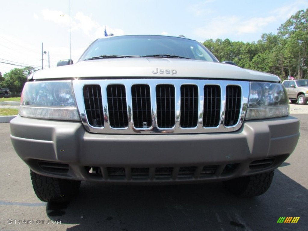 2003 Grand Cherokee Laredo 4x4 - Bright Silver Metallic / Dark Slate Gray photo #2