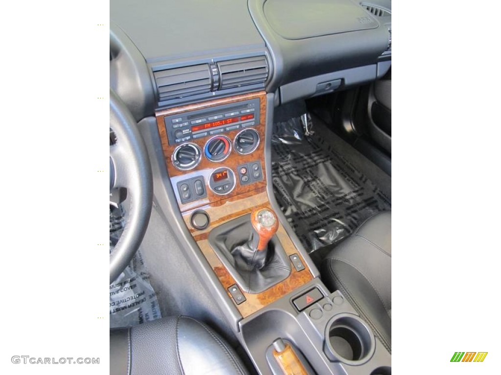 2001 BMW Z3 2.5i Roadster Transmission Photos