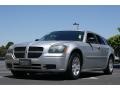 2005 Bright Silver Metallic Dodge Magnum SE  photo #9