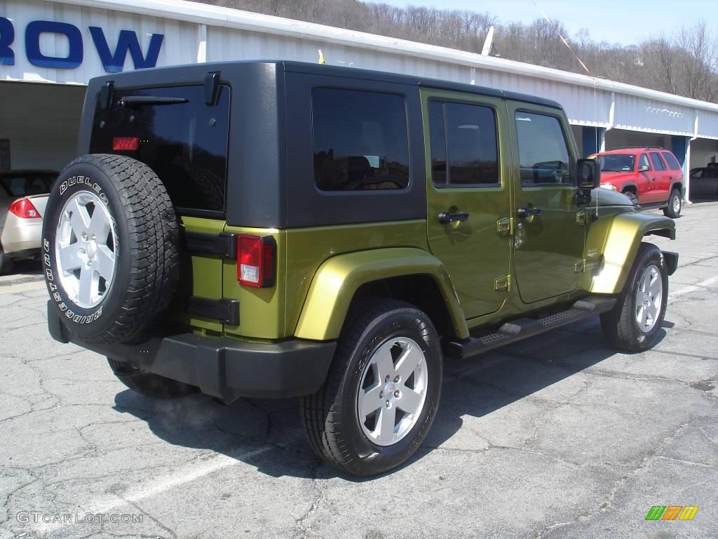 2007 Wrangler Unlimited Sahara 4x4 - Rescue Green Metallic / Dark Slate Gray/Medium Slate Gray photo #2