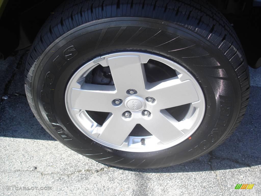 2007 Wrangler Unlimited Sahara 4x4 - Rescue Green Metallic / Dark Slate Gray/Medium Slate Gray photo #9