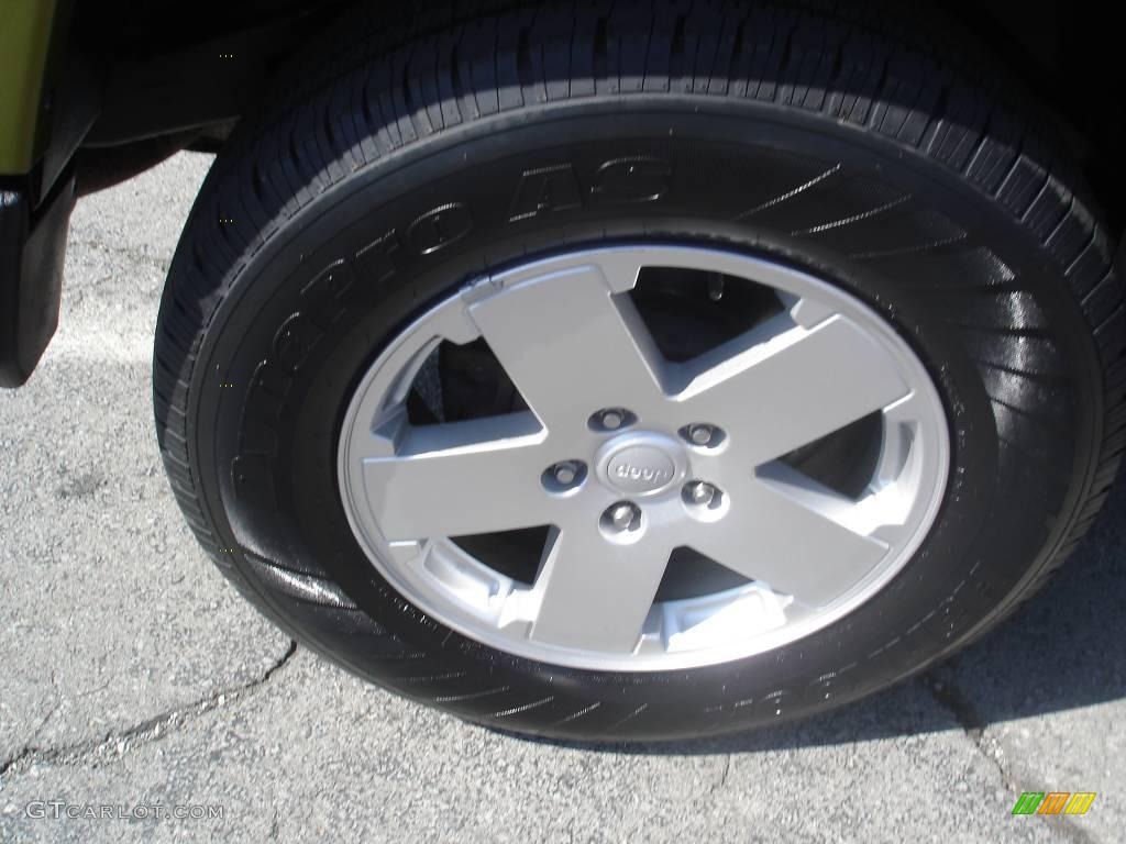 2007 Wrangler Unlimited Sahara 4x4 - Rescue Green Metallic / Dark Slate Gray/Medium Slate Gray photo #10