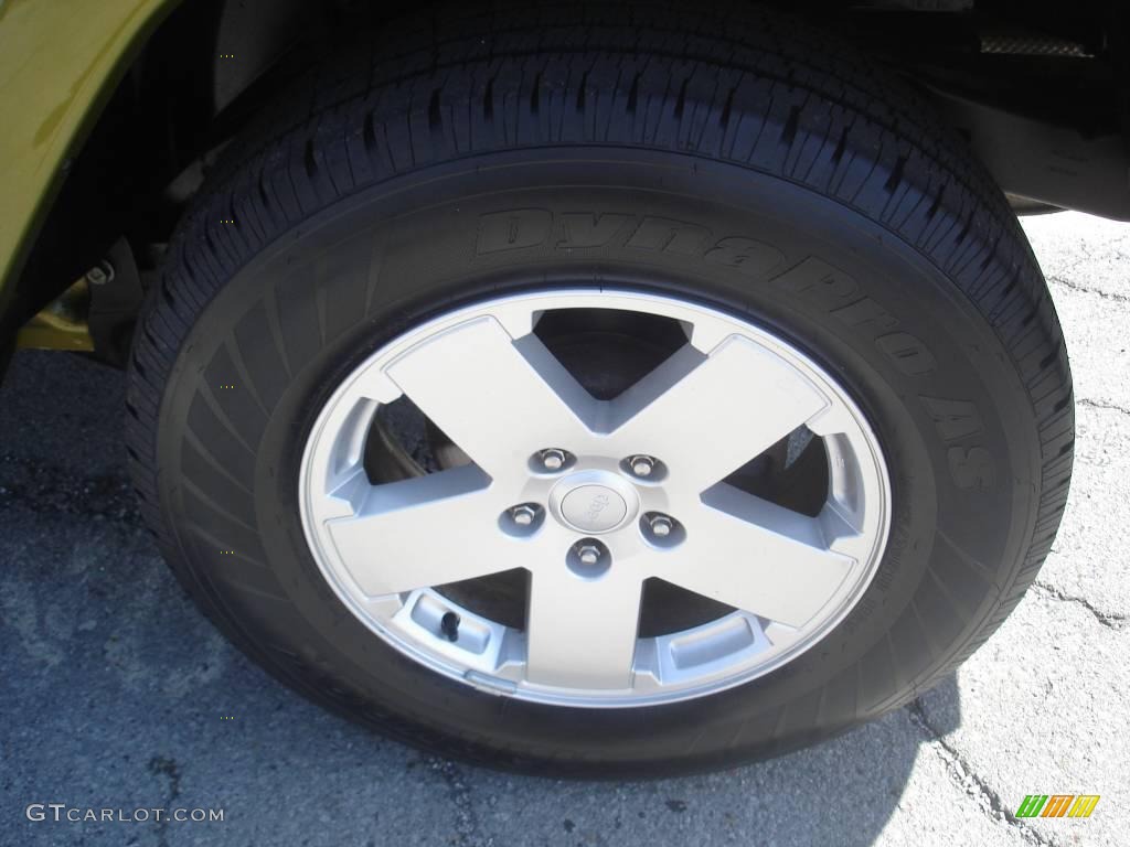 2007 Wrangler Unlimited Sahara 4x4 - Rescue Green Metallic / Dark Slate Gray/Medium Slate Gray photo #11