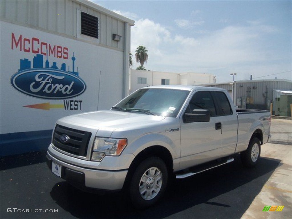 2012 F150 STX SuperCab - Ingot Silver Metallic / Steel Gray photo #1