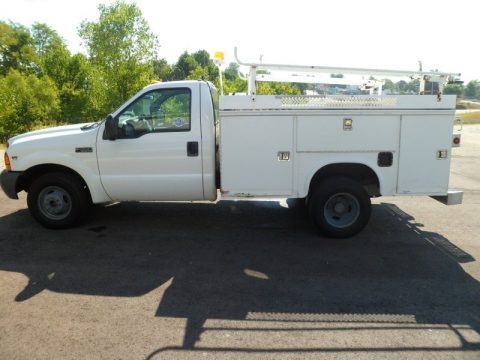2001 Ford F350 Super Duty XL Regular Cab Utility Truck Data, Info and Specs