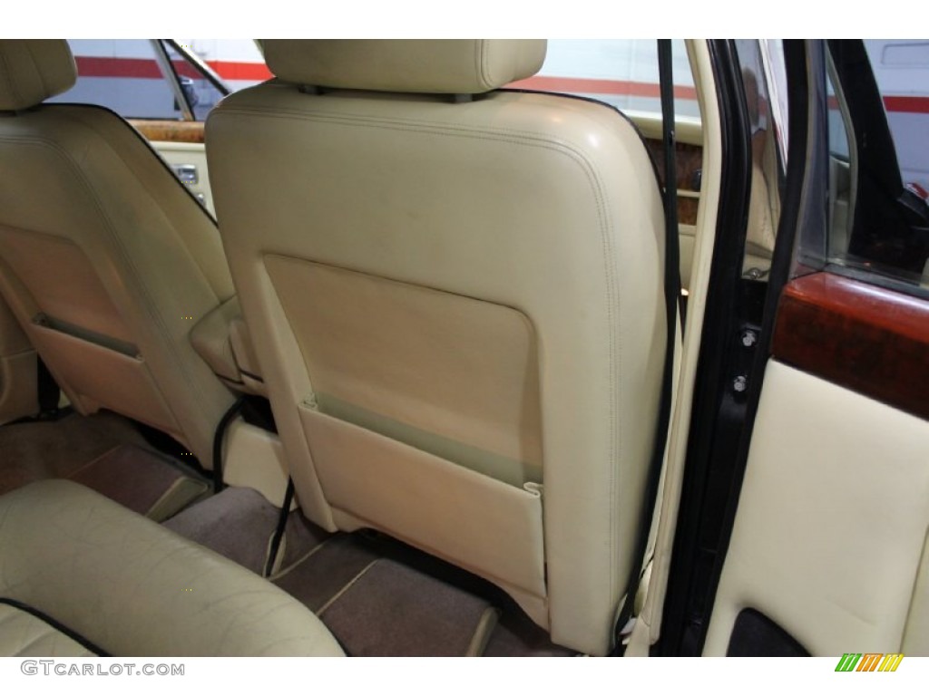 Beige Interior 1986 Rolls-Royce Silver Spirit Mark I Photo #68644189