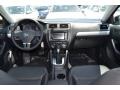 Black Uni - Jetta SE Sedan Photo No. 5