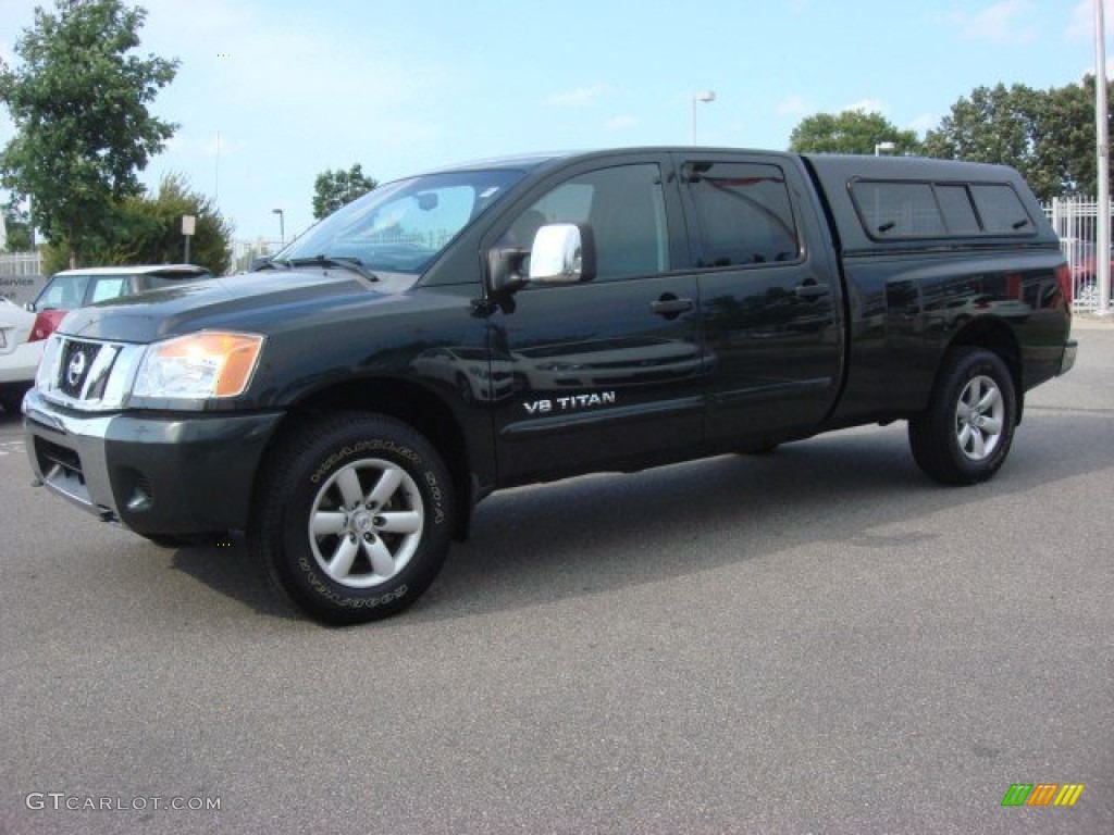 2009 Titan SE Crew Cab 4x4 - Timberline Green / Charcoal photo #4
