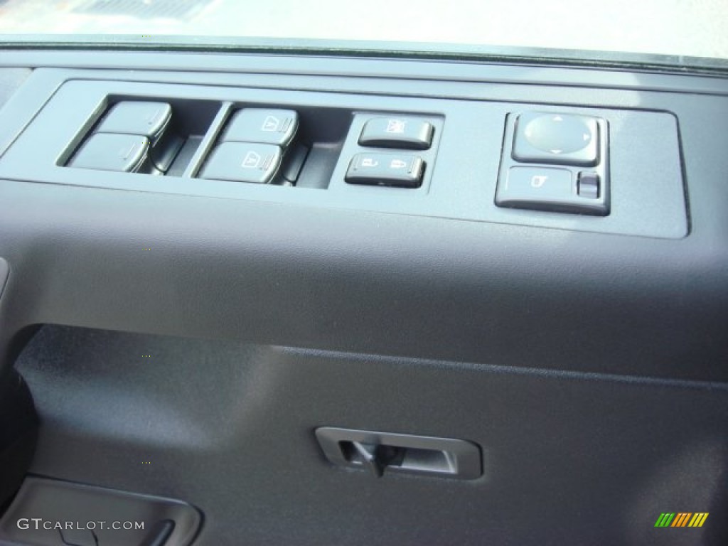 2009 Titan SE Crew Cab 4x4 - Timberline Green / Charcoal photo #10