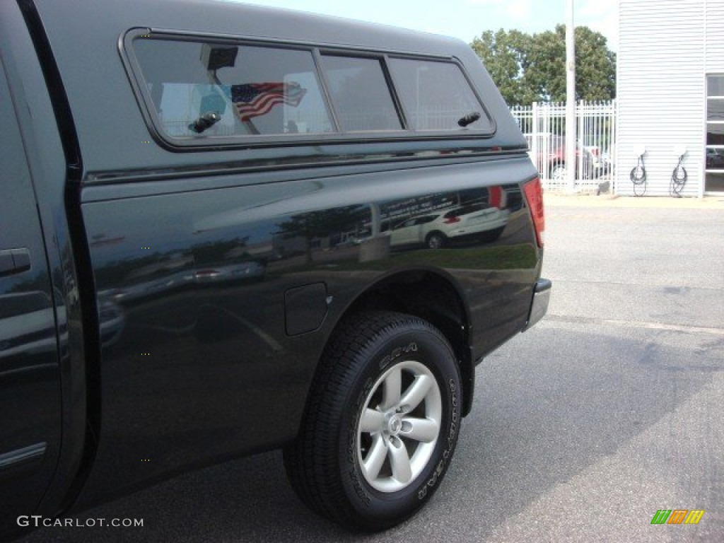 2009 Titan SE Crew Cab 4x4 - Timberline Green / Charcoal photo #19